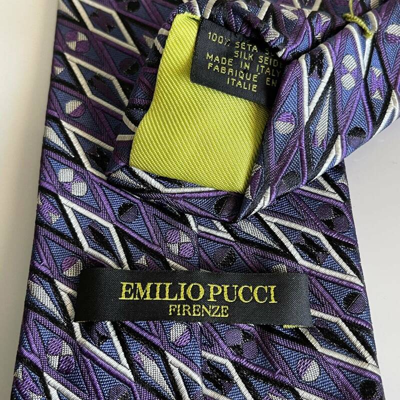 Emilio Pucci(エミリオプッチ) 黒青紫菱形ネクタイ