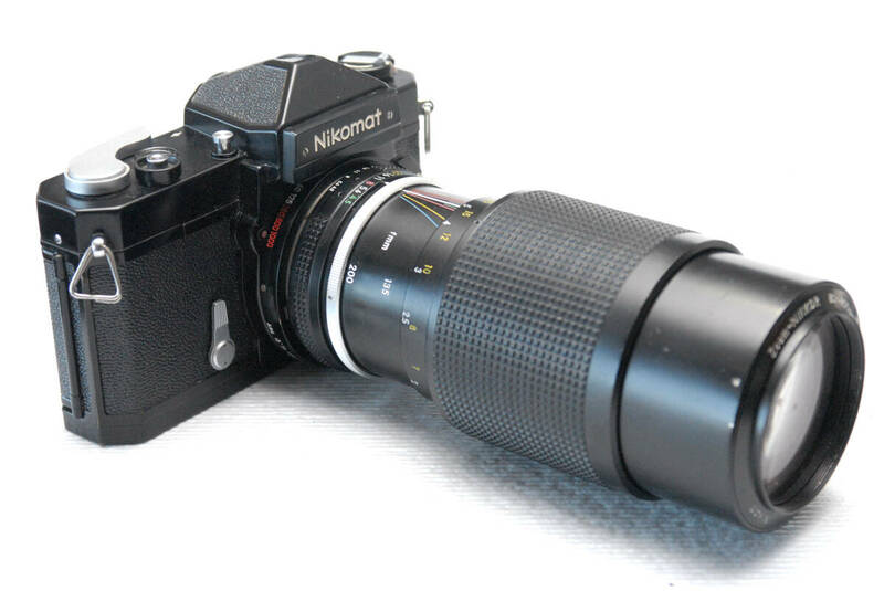Nikon ニコン 昔の高級一眼レフカメラ FT-Nボディ + 純正80-200mmレンズ付 希少品