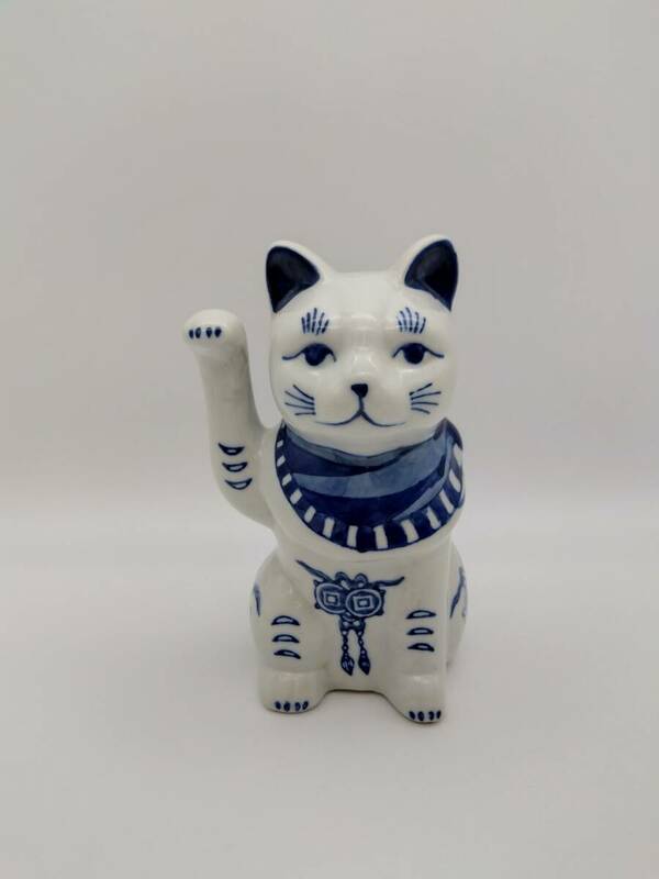 招き 猫 陶器 置物 インテリア オブジェ 染付 縁起物 商売繁盛 開運 幸福 和風 ねこ ネコ