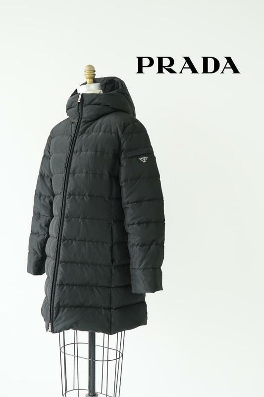 2021W PRADA プラダ トライアングルロゴ ダウン コート ジャケットsize40 0430356