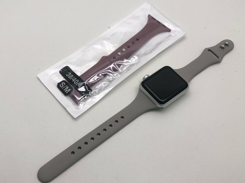 Apple Watch SERIES 3 38mm アルミニウム ケース WR-50M シリコン バンド 本体 替えバンド付き 初期化済み 中古【MA050012】