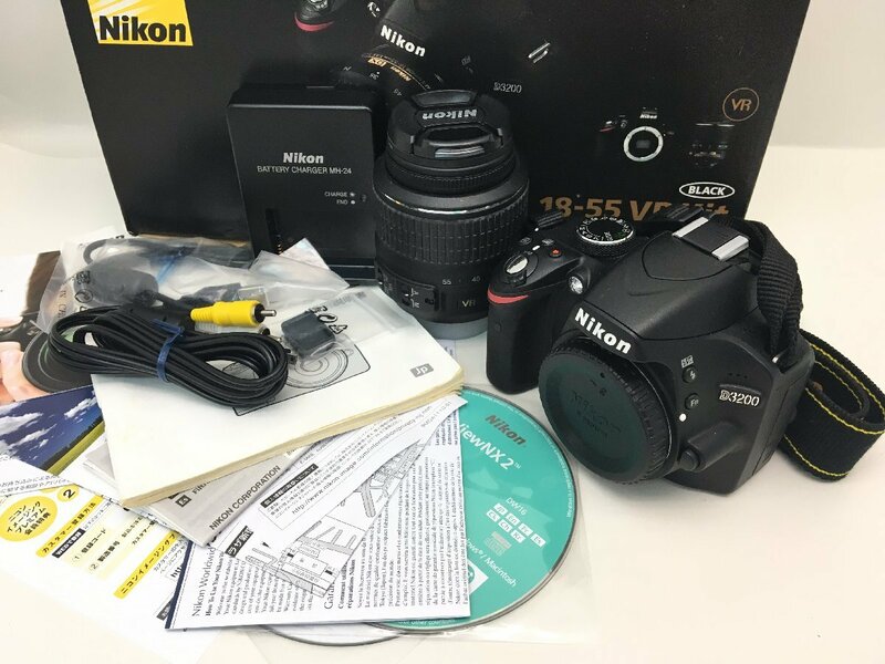 Nikon D3200 / AF-NIKKOR 18-55mm 1:3.5-5.6 デジタル一眼レフカメラ ジャンク 中古【UW050390】