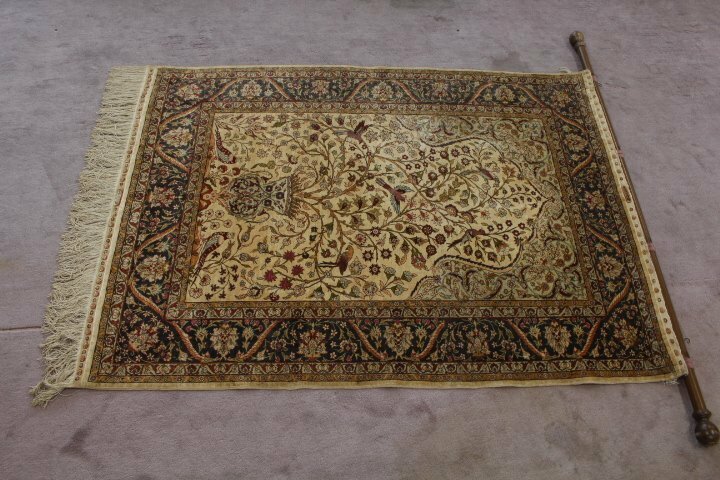 ペルシャ　絨毯 サイン有 　 144cm×108cm ラグ カーペット 敷物