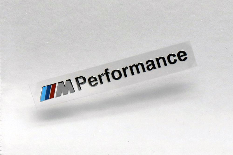 スモールサイズ　BMW M パフォーマンス　メタルカッティングステッカー（新品・送料無料）