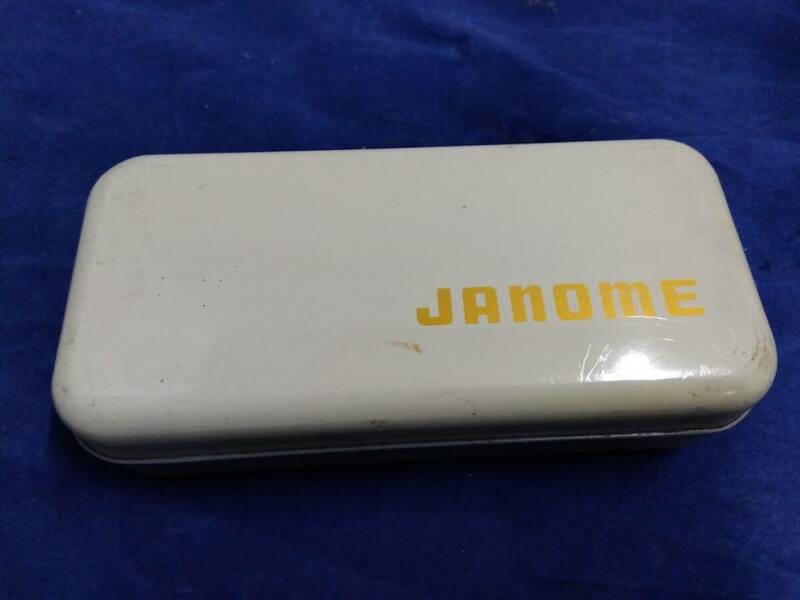 JANOME　ジャノメミシン　缶ケース