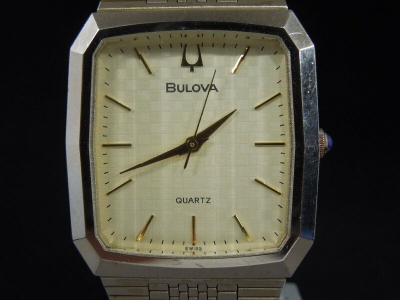 ★Ｗ―３３９★腕時計　BULOVA/ブローバ 動作不明 3針 スイス製 カットガラス QUARTZ/クォーツ バーインデックス アンティーク メンズ [60]