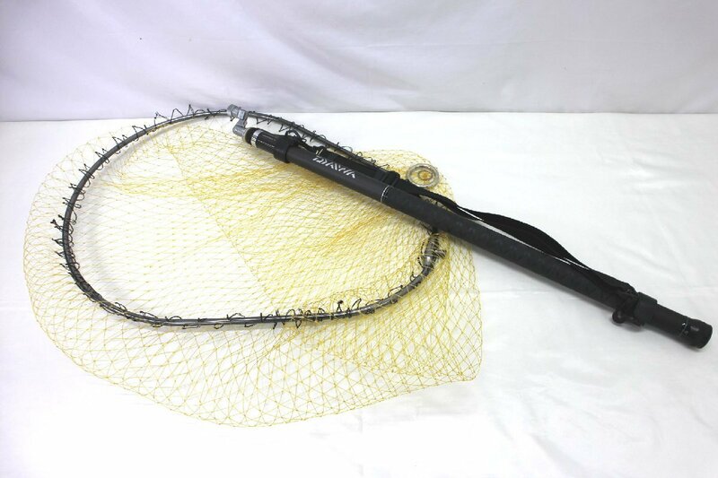 ＜中古品＞玉網 持ち手：DAIWA LANDING POLE Ⅱ60 網サイズ約49×65cm（32424040405298DJ）