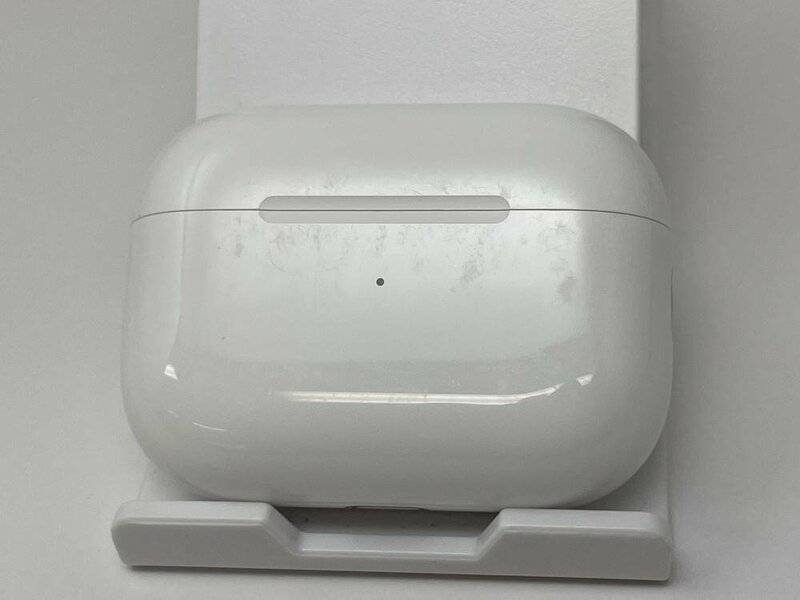 U345【動作確認済・保証有】 Apple AirPodsPro 第2世代 MagSafe充電ケース（USB-C）MTJV3J/A ホワイト ケースのみ