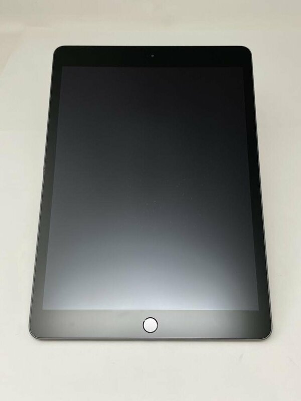 606【ジャンク品】 iPad 第8世代 32GB Wi-Fi スペースグレイ
