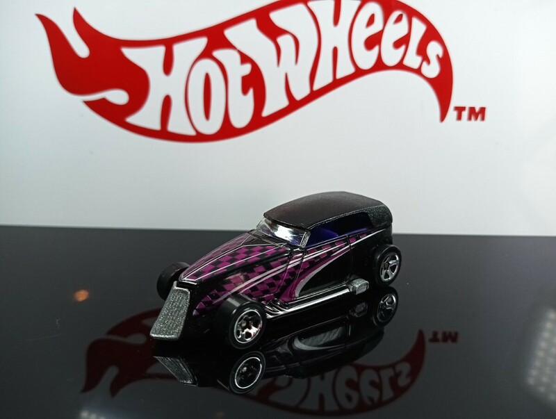 ホットウィール フェートン　1999/Hot Wheels/PHAETON/ヴァーチャルコレクション/ブラック/当時物/MATTEL/未開封保管品