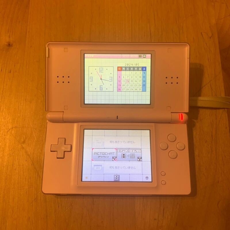 【動作確認済】任天堂 Nintendo DS Lite ノーブルピンク UJF15894192 ゲーム機 ※カセット読み込み不可
