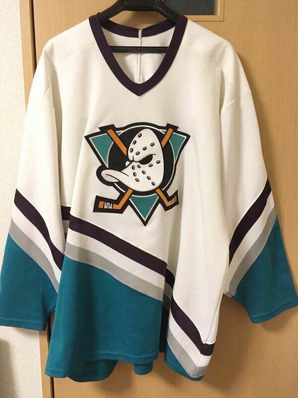 【NHL】ANAHEIM MIGHTY DUCKS 90's アイスホッケーシャツ USED ダックス