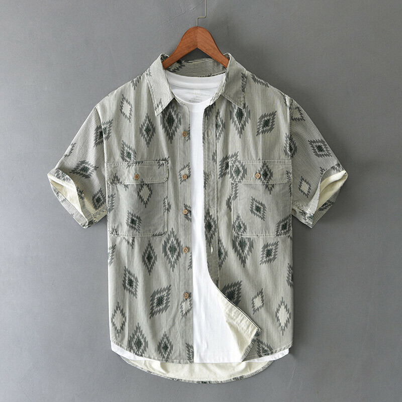 半袖シャツ　新品*メンズ　カジュアル　サマーシャツ　トップス　コットンシャツ【T214】グリーン　M