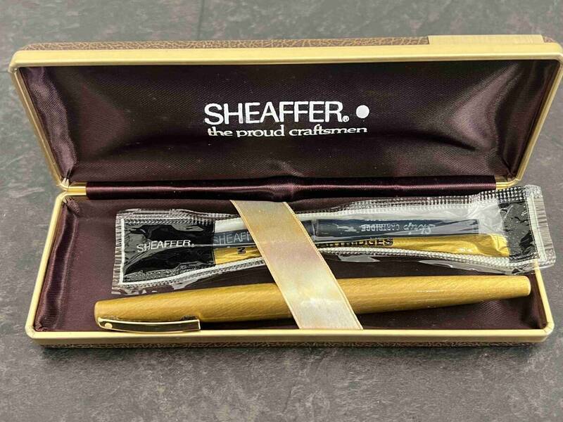 CT5847　SHEAFFER シェーファー ゴールド 万年筆 ペン先 14K AUST