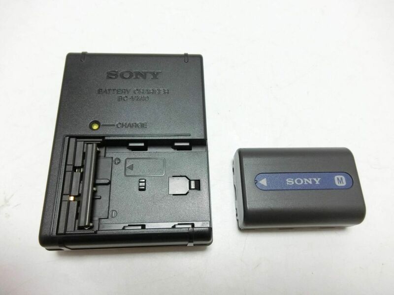 SONY 純正 電池パック NP-FM55H + 充電器 BC-VM10 (対応バッテリーNP-FM500H NP-FM500H/5 NP-FM55H NP-FM50など)／YL240529018