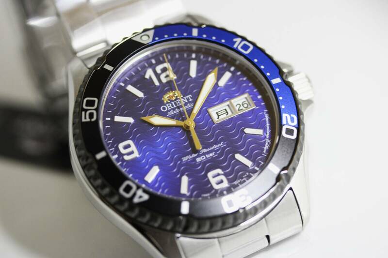 新品 オリエント ORIENT Mako マコ 自動巻き腕時計 国内数量限定500本 20 周年記念モデル ダイバーズウォッチ RN-AA0822L