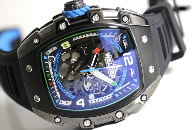 新品 WELDER ウェルダー W75 トノー型自動巻き腕時計 イタリア 118,800円 メンズウォッチ 男性用腕時計 WRT1001