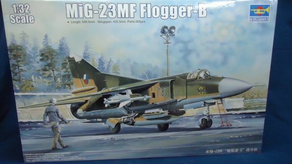 405 03209 1/32 MIG-23MFフロッガーB　100B4 トランペッター