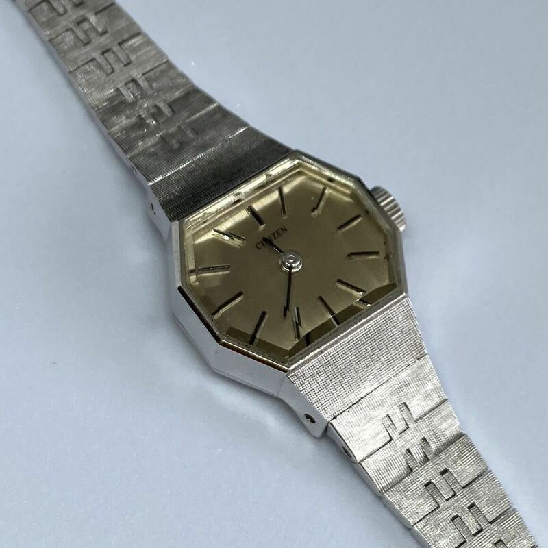 CITIZEN　シチズン ブレスレット 八角形 21石 WGP 手巻き 腕時計　デットストック レディス　1216-39　タグ付き