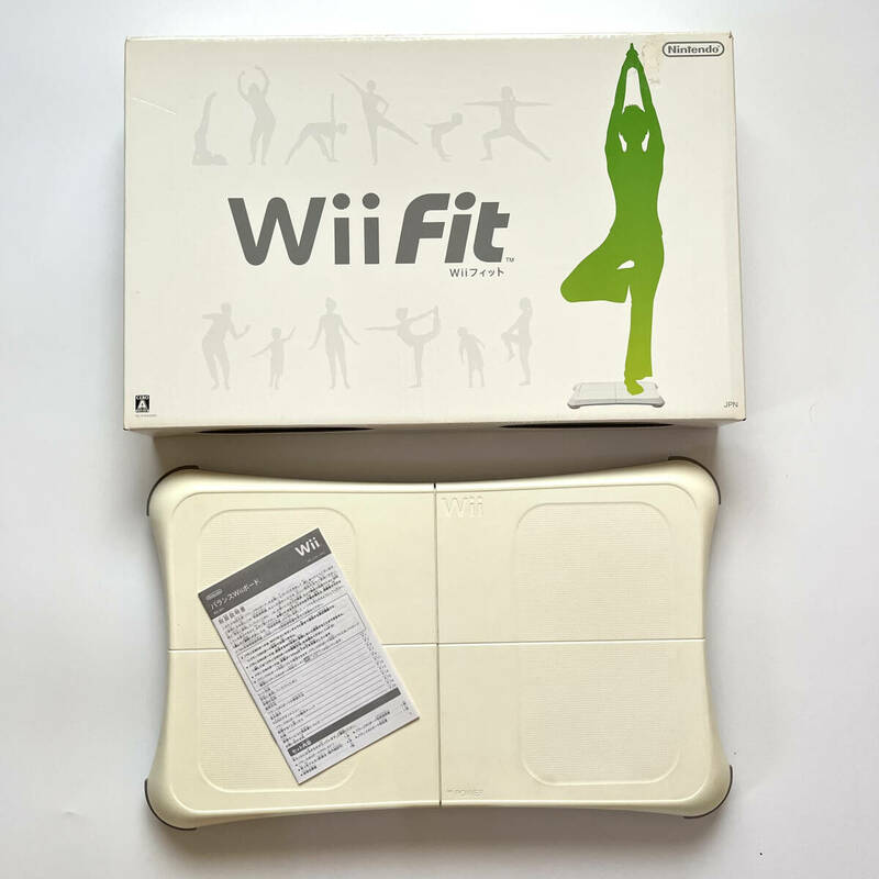 【任天堂*Nintendo*Wii Fit*Wiiフィット*バランスWiiボード*フィットネス*トレーニング*エクササイズ 】