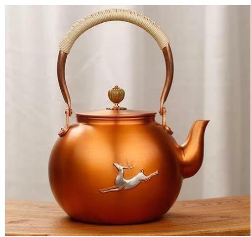 新品未使用★ 紫銅壺★ 老鉄瓶 手作り復古銅壺 やかんを沸かす お茶の道具 鹿 提梁壺