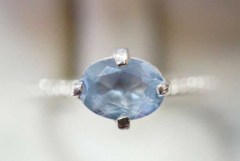 1100 ブルートパーズ リング 指輪 ヴィンテージ アクセサリー アンティーク 色石 宝石 カラーストーン 装飾品