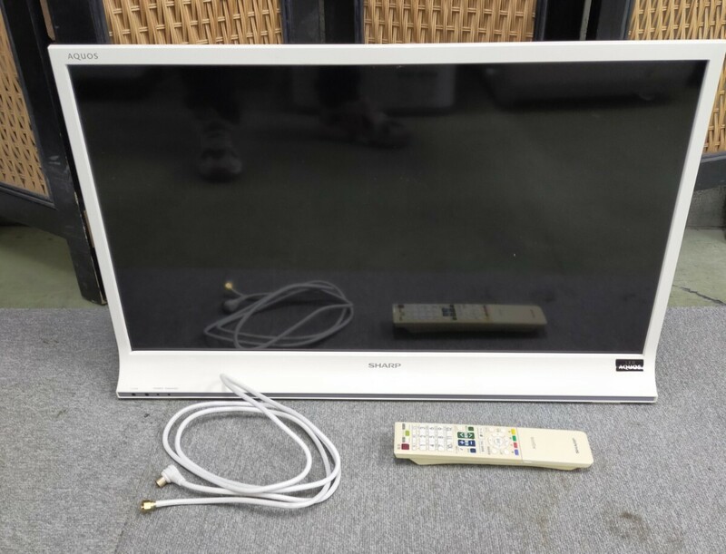 ☆SHARP AQUOS 32V型ワイド 液晶カラーテレビ LC-32J9 ホワイト 2013年製 地上デジタル シャープ アクオス