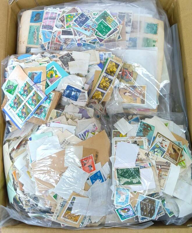 ■【同梱不可】使用済み切手 日本 まとめ売り　約11.5㎏■LW05