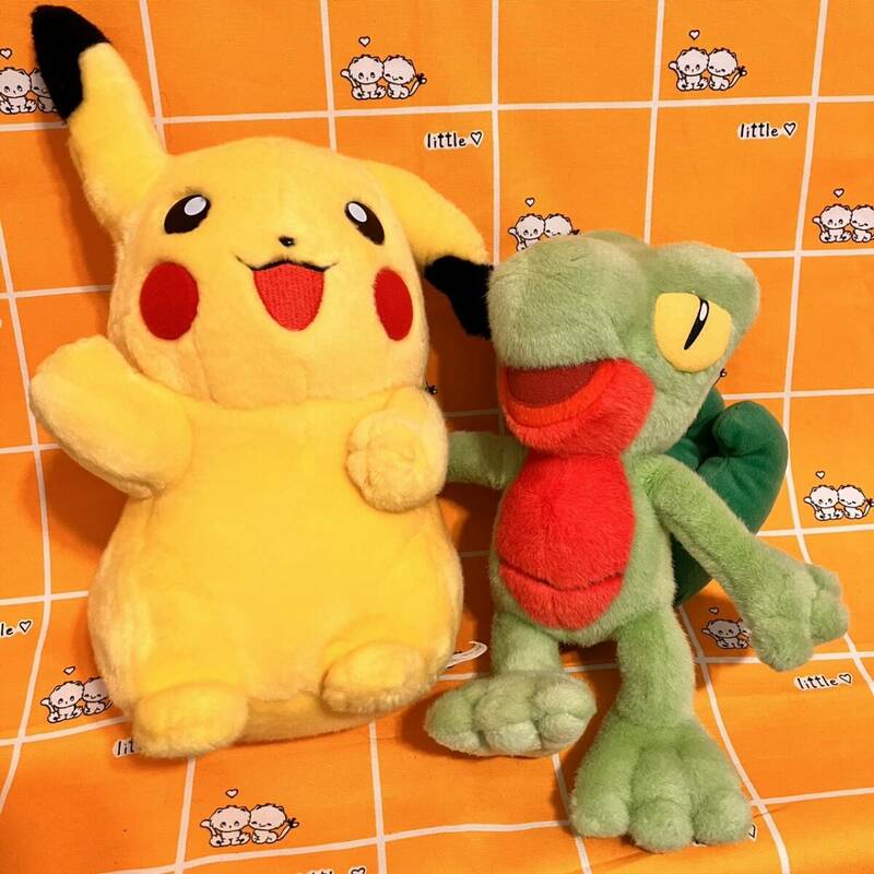 レトロ　ポケットモンスター　ピカチュウ　キモリ　TOMY ぬいぐるみ