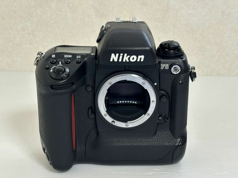 ニコン Nikon F5 一眼レフフィルムカメラ