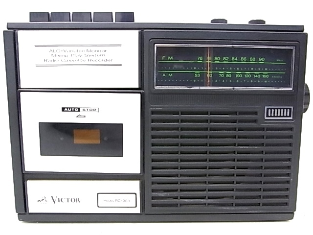 h1068 VICTOR RC-303 ビクター　ラジオ　カセットレコーダー　通電OK　難有
