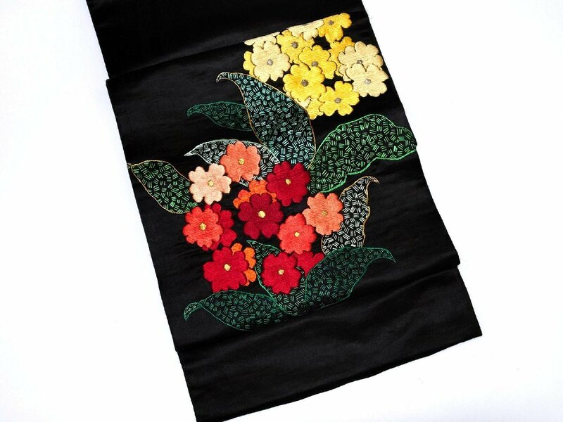 セミアンティーク　レトロ　綸子　刺繍　花文様　名古屋帯　キモノマルシェ【H-84】