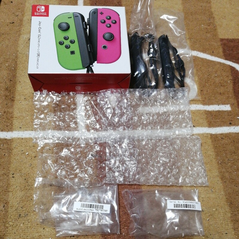 Nintendo SWITCH ニンテンドー スイッチ 空き箱のみ ジョイコン ネオングリーン ネオンピンク Joy-Con ストラップ2個