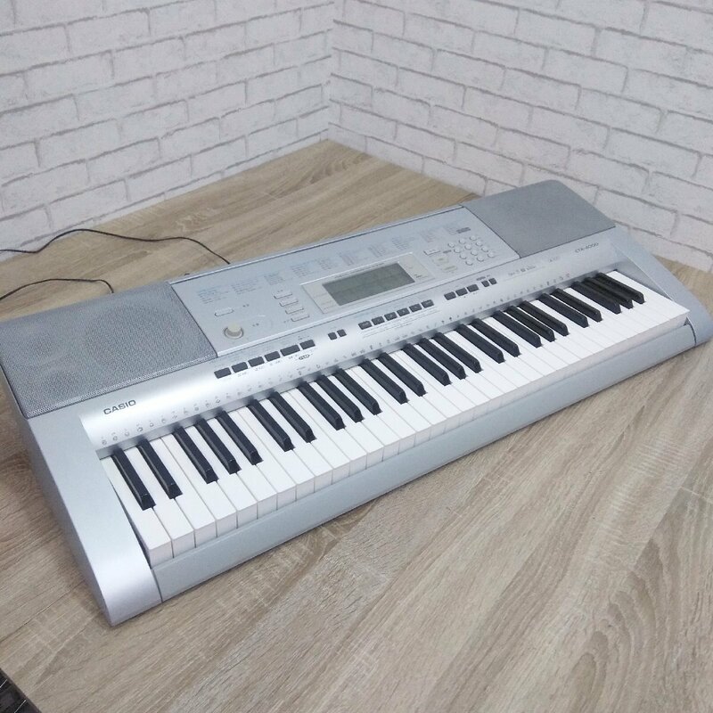 5162 【動作品】CASIO キーボード 電子ピアノ CTK-4000 61鍵盤 譜面台なし シンセサイザー シルバー ACアダプター付