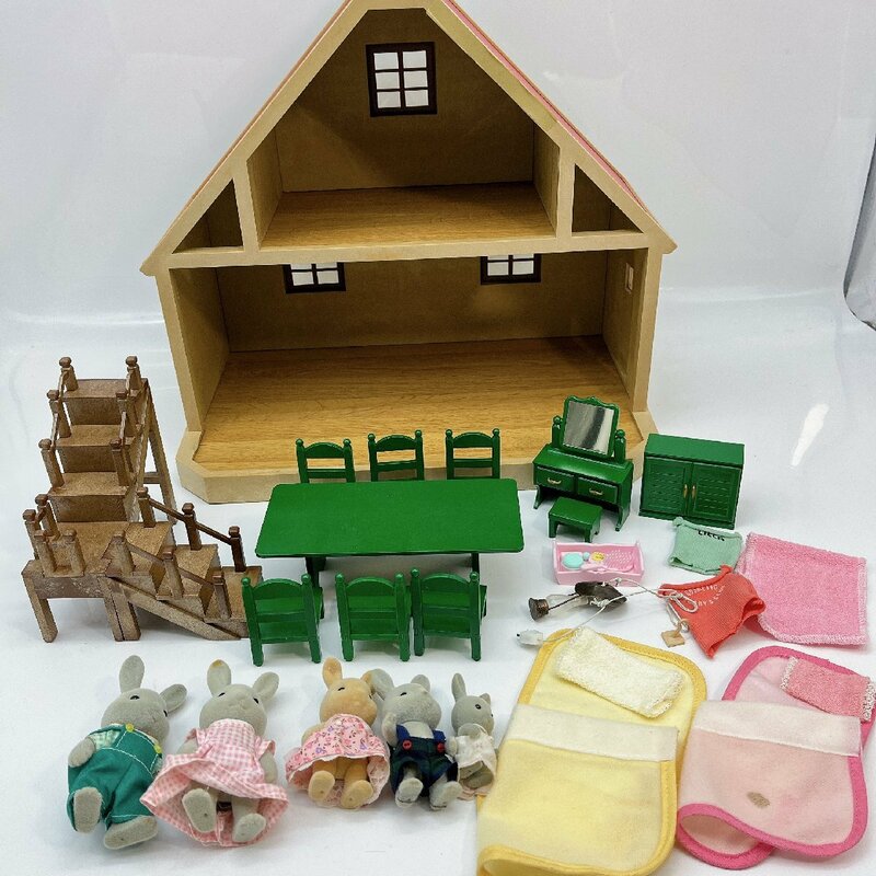 5335 【当時物】シルバニアファミリー 人形 家具 エポック社 ハウス 小物 赤い屋根 おもちゃ 1986年 昭和レトロ 家&人形&家具小物 まとめ売