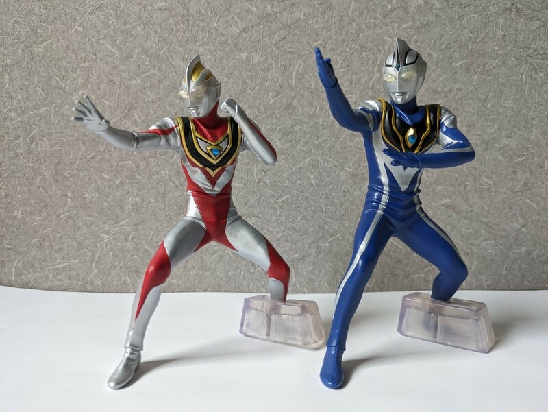 英雄勇像　ウルトラマンガイア　V2　ウルトラマンアグル　V2　2種セット　※開封美品　