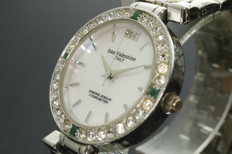 VMPD6-314-37 アイザック バレンチノ 腕時計 IVG-9100-3 ダイヤモンド エメラルド クォーツ 約77g メンズ シルバー ジャンク