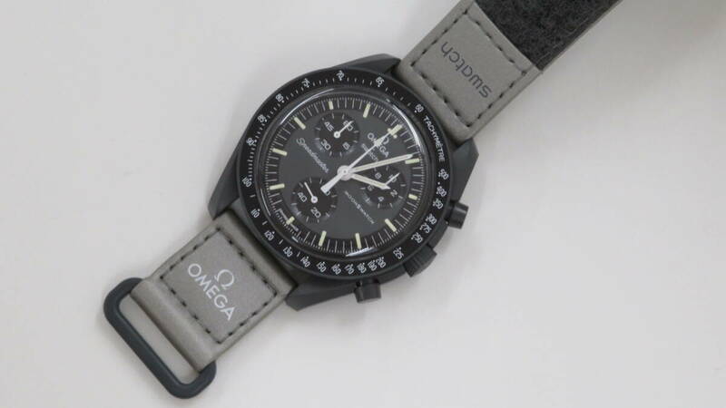 ★【OMEGA×swatch】オメガ×スウォッチコラボ　ムーンウォッチ　S033A100　メンズ　腕時計