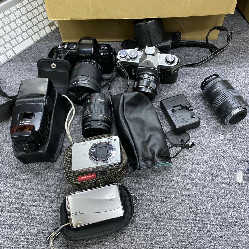 05213 カメラ レンズ 等まとめ　Canon 、pentax 、Sony、fujifilm 等　現状ジャンク品　動作未確認