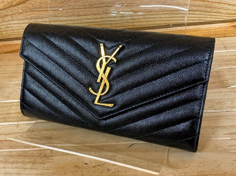 ■美品 YVESSAINTLAURENT イヴサンローラン カサンドラ Vステッチ レザー 二つ折り 長財布 ウォレット ブラック系