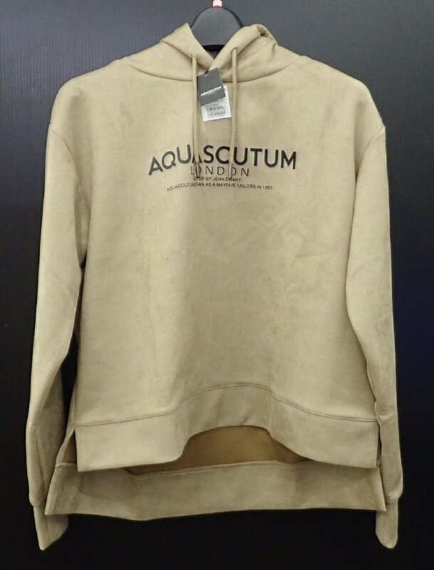 ◎未使用　AQUASCUTUM　アクアスキュータム　トップス　パーカー　表記サイズ8　レディースS相当