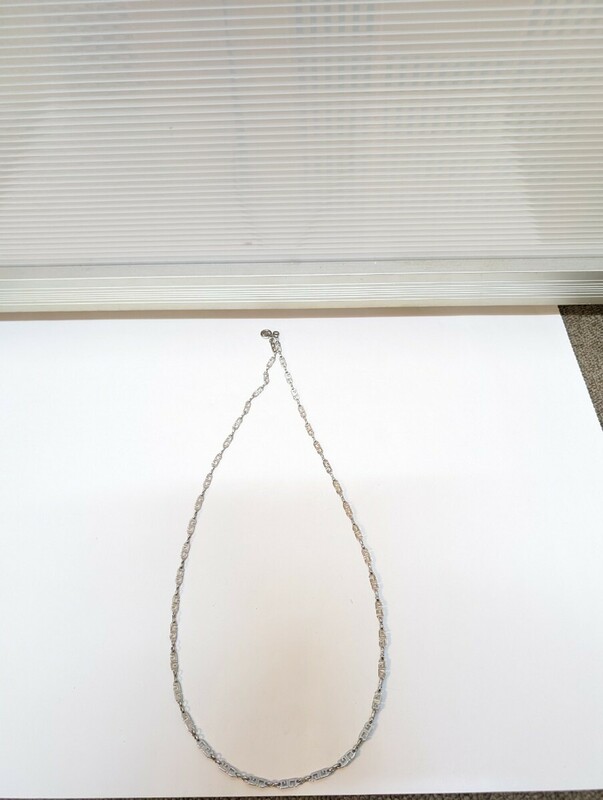 ジバンシィ　ネックレス　シルバーカラー　ロゴチェーン　GIVENCY　約80cm　アクセサリー