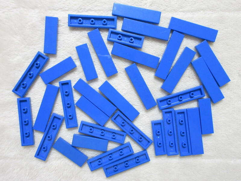 LEGO★2 正規品 35個 青 1×3 1×4タイル プレート 同梱可能 レゴ クリエイター エキスパート 建材 建物 乗り物 パトカー 警察署