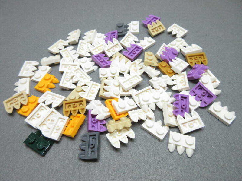 LEGO★正規品 78個 プレート付き ツメ 歯 ツノ 背びれ ホネ系 パーツ 同梱可能 レゴ シティ タウン クリエイター エキスパート アクセント