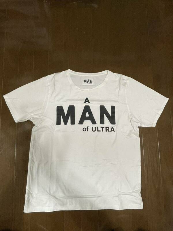 【L】白　A MAN of ULTRAウルトラマン　シャツ　TEE Tシャツ ホワイト ロゴ 入力困難