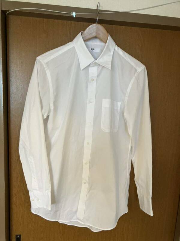 【ほぼ未使用】ユニクロ シャツ Mサイズ 白 ブロードシャツ 無地