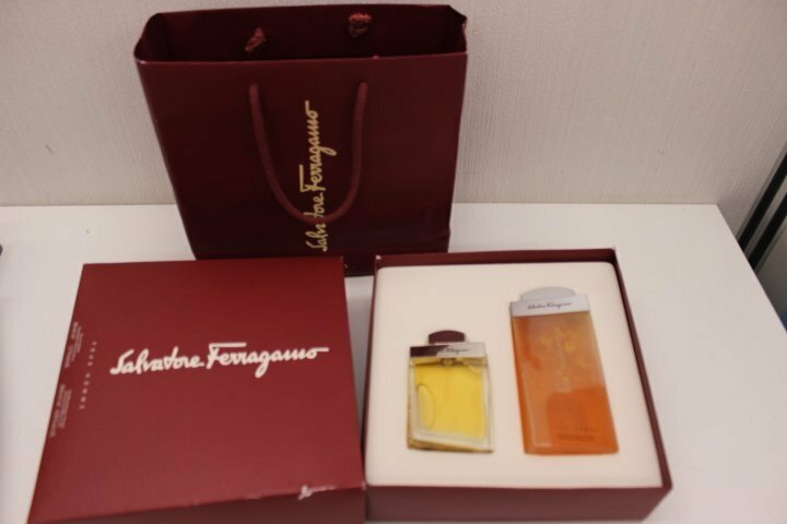 ○○サルヴァトーレ フェラガモ プールオム オードトワレ 50ml+シャンプー&シャワージェル 200ml イタリア製 SALVATORE FERRAGAMO 現状渡し