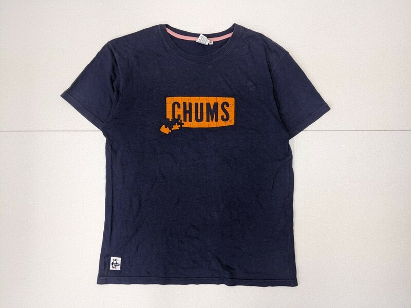 10．CHUMS チャムス フロント ジグソーパズル ロゴデザイン 半袖Tシャツ ブービーバード メンズXL ネイビーオレンジ x310