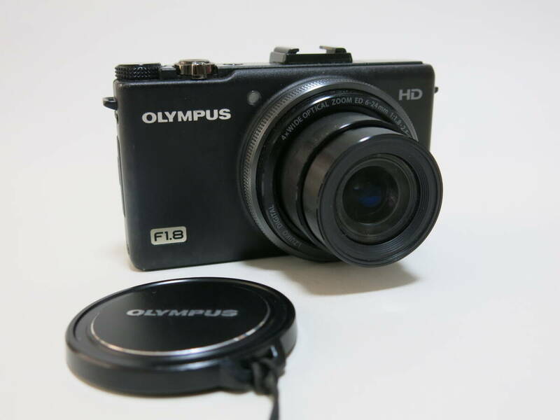 OLYMPUS・オリンパス 　★デジタルカメラ　 XZ-1 　ブラック 　1000万画素 　1/1.6型高感度CCD（原色フィルター）