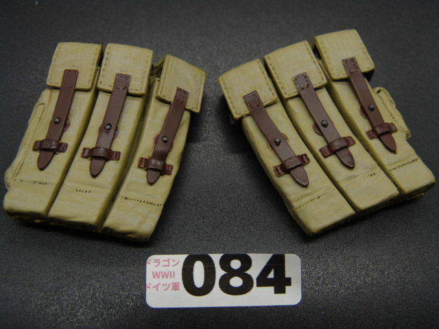 【 DR 084 】1/6ドールパーツ：DRAGON製 ドイツ軍 MP44マガジンポーチ（WWII)【 長期保管・ジャンク扱い品 】